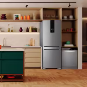 Foto de geladeira Brastemp Frost Free Inverse 443L em uma cozinha